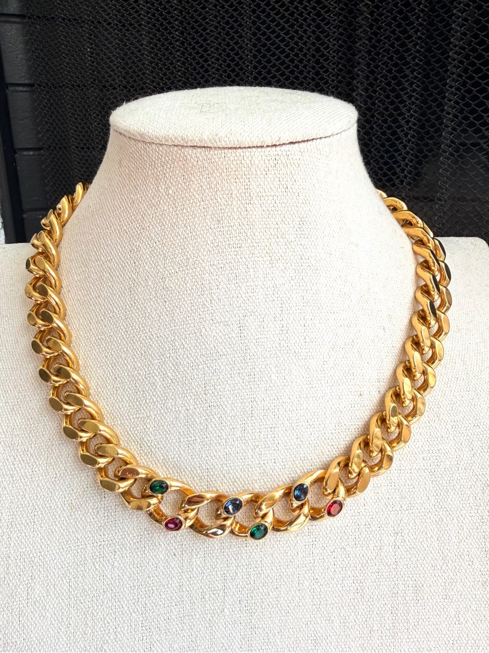 Vintage 1980s Heavy Gold Tone Curb Chain Necklace Red Green Blue Gems 18”